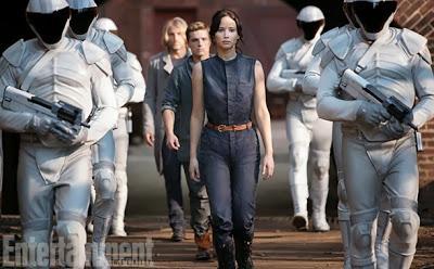 Tres nuevas imágenes de la película En Llamas