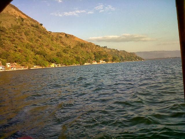 El Lago de Amatitlán.