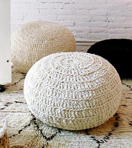 LA VIDA DESDE EL SUELO, PUFF PARA COMERSELOS