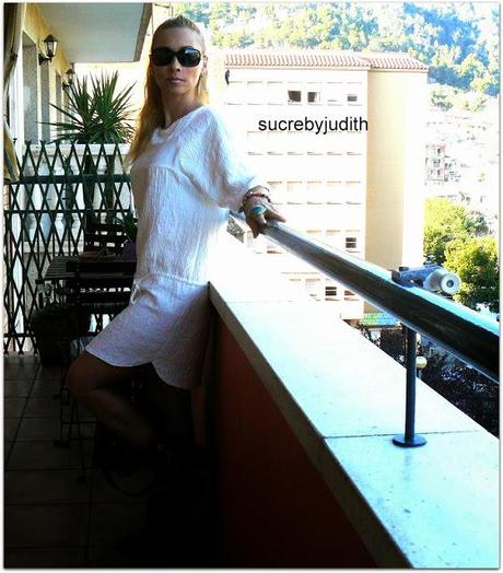 WHITE / BLACK WHITE / BLACK