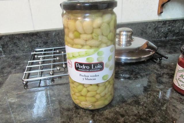 POCHAS VERDE Y BLANCAS CON ALMEJAS DE CARRIL