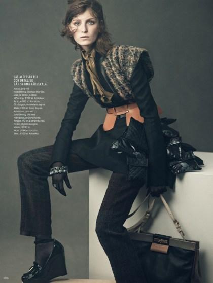 Clara-Nergårdh-for-Elle-Sweden-October-2013-Andreas-Sjodin