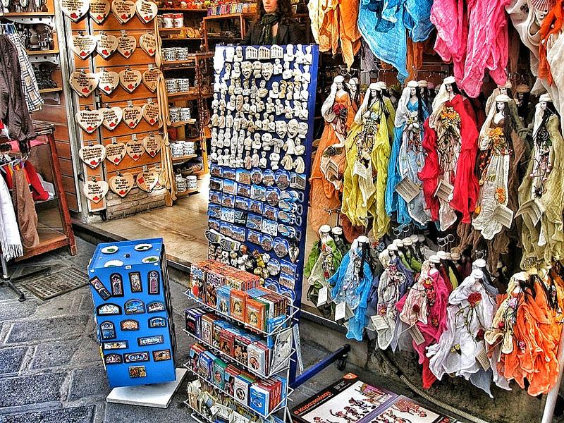 Monastiraki: el colorido barrio al pie de la Acrópolis