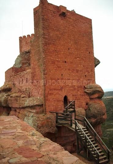 Los castillos de la Edad Media en España, curiosidades