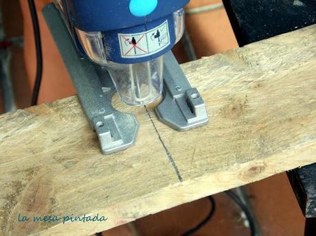 Finde Frugal  con una tabla de palet