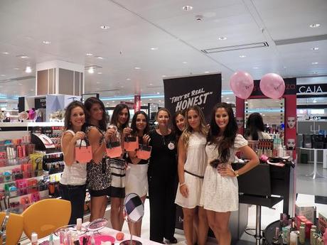 BEAUTY PARTY-BENEFITT (SEPHORA)