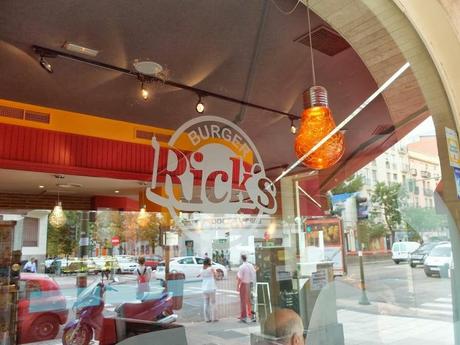 RICK'S: Hamburguesas con D.O. asturiana.