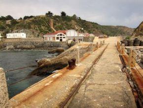 Mochileando por Chile. Día 9: Murales de Valparaiso y Playa de Quintay.