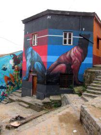 Mochileando por Chile. Día 9: Murales de Valparaiso y Playa de Quintay.