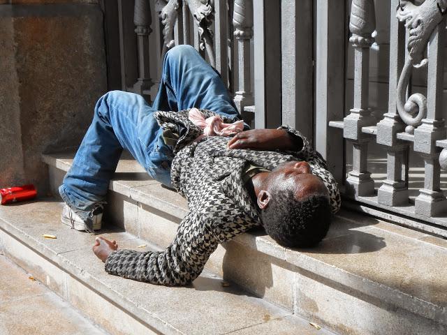 UN PASEO POR BARCELONA DIFERENTE...5-10-2013...