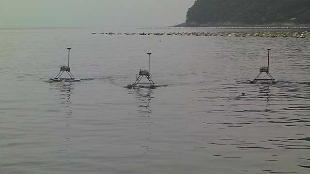 pruebas de JEROS, el robot mata medusas