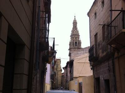 Santo Domingo de la Calzada, donde cantó la gallina después de asada.