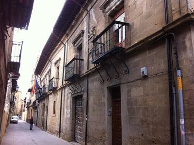 Santo Domingo de la Calzada, donde cantó la gallina después de asada.