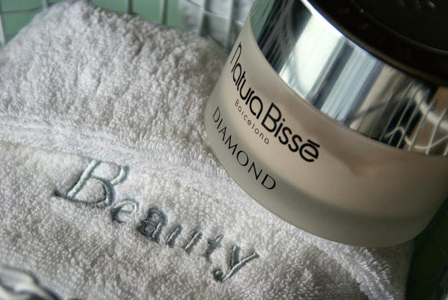 DIAMOND BODY de NATURA BISSÉ: lujo para el cuerpo