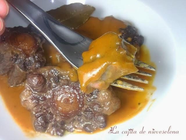 Rabo de toro estofado