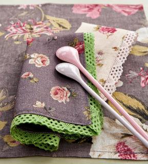 MÁS FLORES DE GÜELL-LAMADRID.