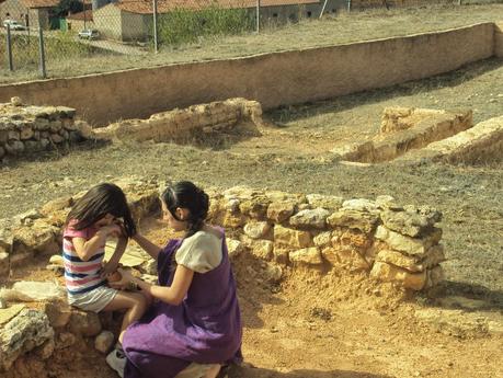 ¡Anerai visitantes extranjeros de Kelin!