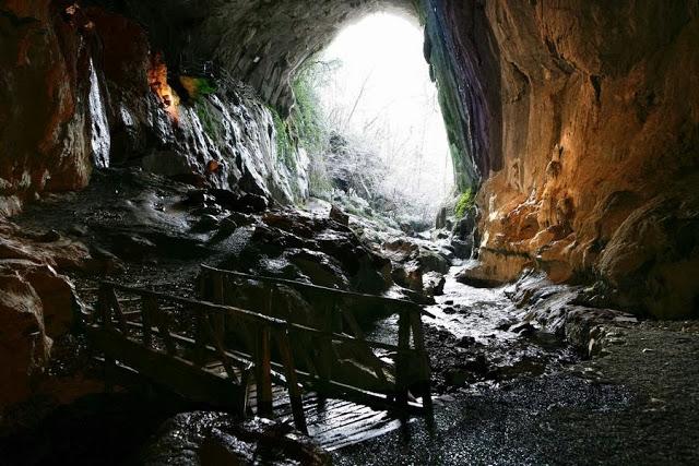 Las Cuevas de Zugarramurdi: la catedral del diablo