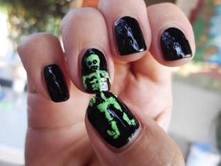 Manicura esqueleto radioactivo.