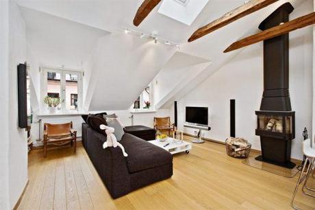 vigas en el techo tragaluces decoración interiorismo nórdico diáfano estilo decoración nórdico decoración nórdica escandinava decoración muebles de ikea decoración espacios pequeños decoración diseño interiores áticos diáfanos decoración áticos suecos decoración áticos blog decoración diseño nórdico 