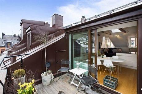 vigas en el techo tragaluces decoración interiorismo nórdico diáfano estilo decoración nórdico decoración nórdica escandinava decoración muebles de ikea decoración espacios pequeños decoración diseño interiores áticos diáfanos decoración áticos suecos decoración áticos blog decoración diseño nórdico 