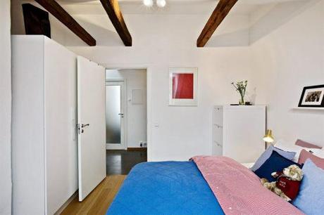 vigas en el techo tragaluces decoración interiorismo nórdico diáfano estilo decoración nórdico decoración nórdica escandinava decoración muebles de ikea decoración espacios pequeños decoración diseño interiores áticos diáfanos decoración áticos suecos decoración áticos blog decoración diseño nórdico 