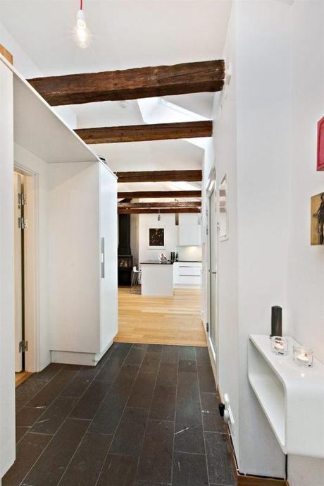 vigas en el techo tragaluces decoración interiorismo nórdico diáfano estilo decoración nórdico decoración nórdica escandinava decoración muebles de ikea decoración espacios pequeños decoración diseño interiores áticos diáfanos decoración áticos suecos decoración áticos blog decoración diseño nórdico 