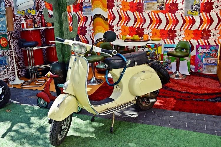 JAPENIN: MERCADILLO VINTAGE EN MADRID