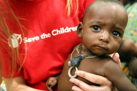 Lucha contra la desnutrición infantil