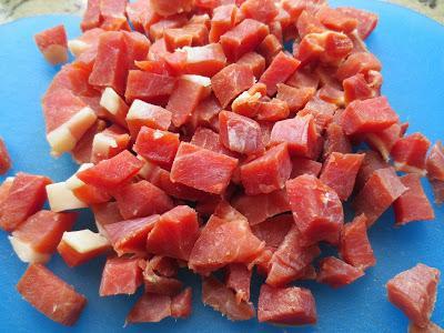 Guisantes con jamón y huevos