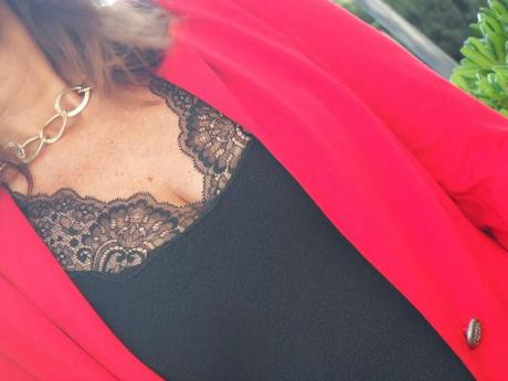 MIS LOOKS - ROJO Y NEGRO