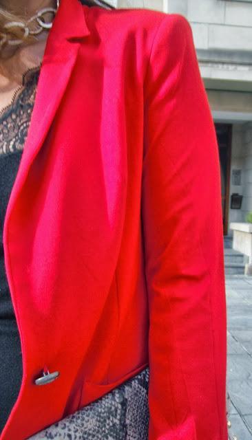 MIS LOOKS - ROJO Y NEGRO
