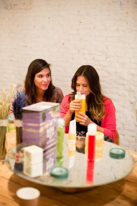 Taller de coronas de flores con Le Petit Marseillais