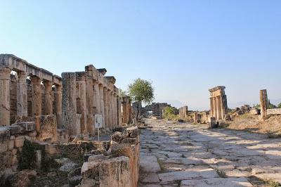 5ª etapa en Turquía: Hierápolis - Pamukkale - Afrodisias