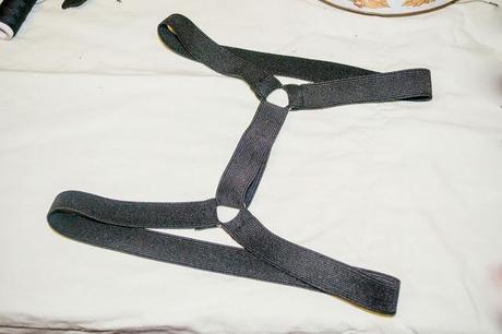 DIY garter