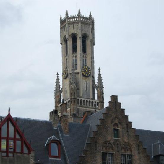 El-campanario-de-Brujas-o-Belfort