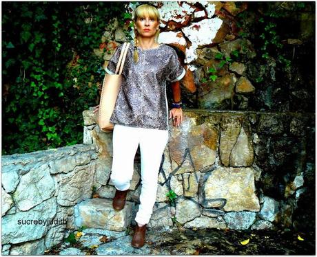 AUTUMN LEAVES BETWEEN AUTUMN LEAVES BETWEEN