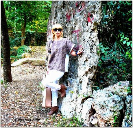 AUTUMN LEAVES BETWEEN AUTUMN LEAVES BETWEEN