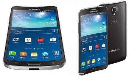 móvil con pantalla curvada