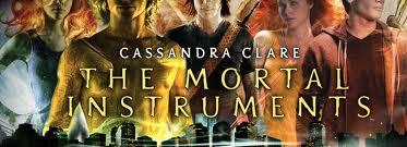 Reseña: Ciudad de Hueso  (Cazadores de Sombras #1) - Cassandra Clare