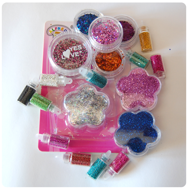 Mi neceser de nail art.