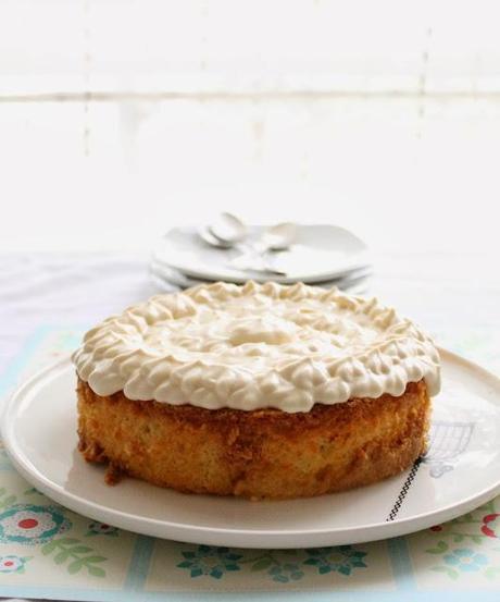 Tres Leches de Lúcuma (con Bizcochuelo básico paso a paso)