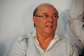 Hipólito se une a onda reclamo reajuste salarial.