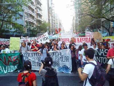 Gran movilización popular contra la depredación capitalista