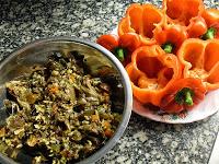 Pimientos rellenos de arroz y setas con un toque oriental