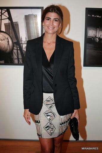 5 propuestas black and white