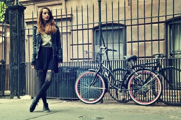 CON FALDA SKATER POR CHELSEA MARKET