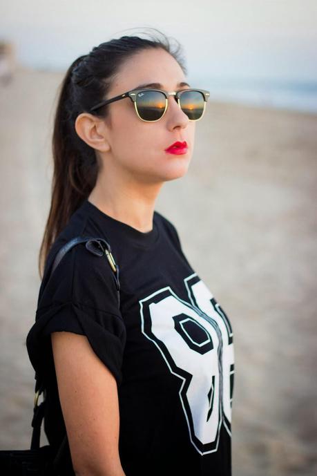 Sporty Shirt And Tartan For A Casual Look