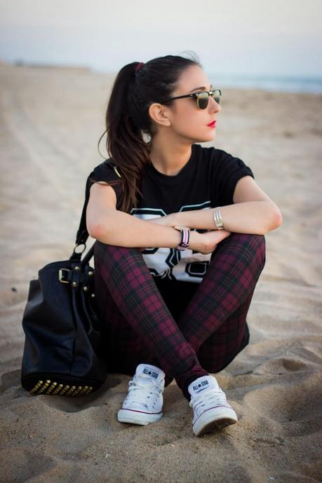 Sporty Shirt And Tartan For A Casual Look