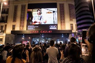 SUPERSUBMARINA CONGREGA A MÁS DE MIL PERSONAS EN LA MADRILEÑA PLAZA DEL CALLAO